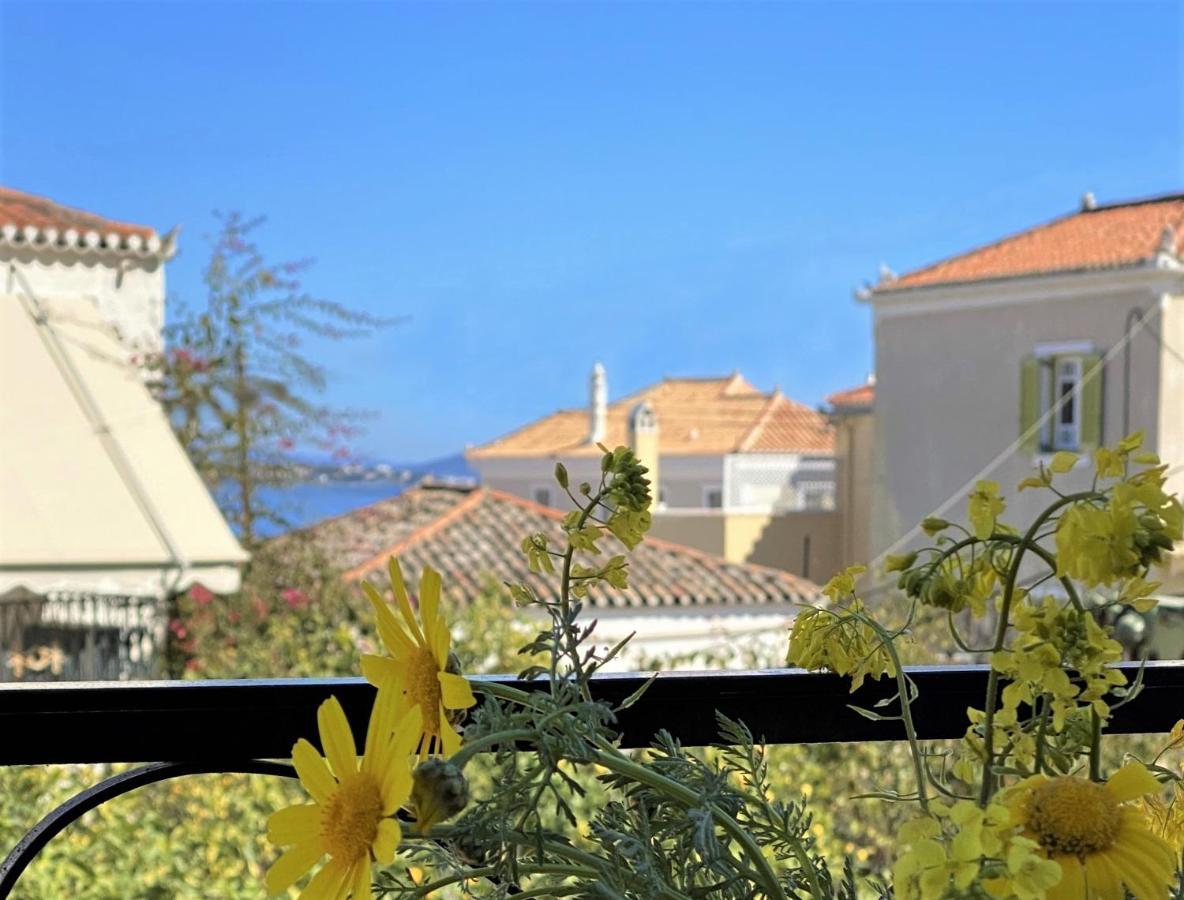 Summer House In Spetses Ngoại thất bức ảnh